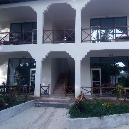 Asiya Beach Bungalow ナングウィ エクステリア 写真