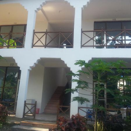 Asiya Beach Bungalow ナングウィ エクステリア 写真