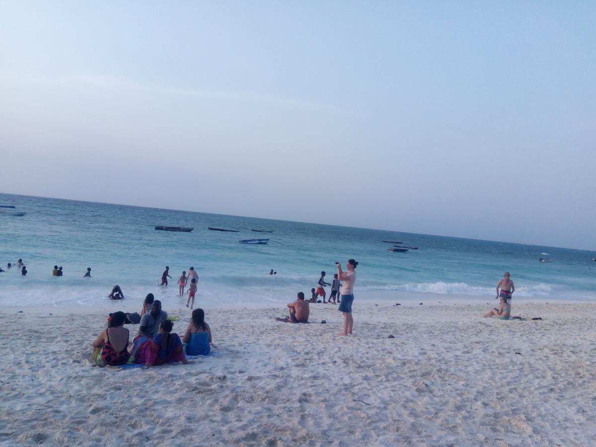 Asiya Beach Bungalow ナングウィ エクステリア 写真