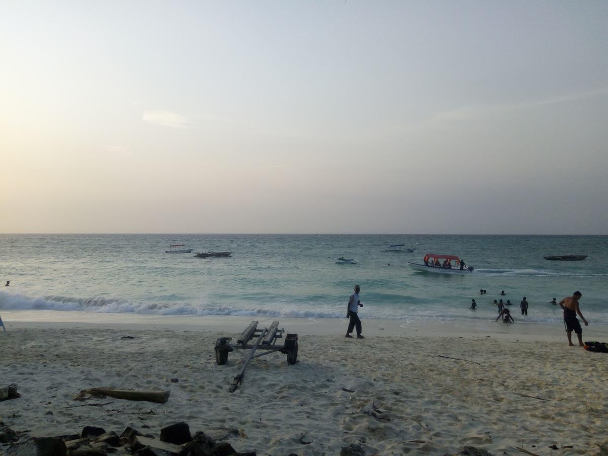 Asiya Beach Bungalow ナングウィ エクステリア 写真